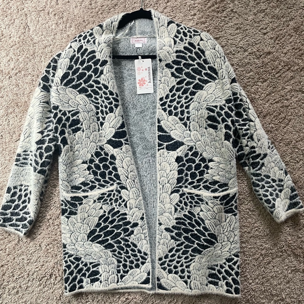 Kamana Super Soft Eyelash long Sweater Coat Floral Open Front